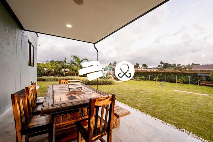 Casa de 5 alcobas en venta en Guamito, La Ceja · foto 17 de 20