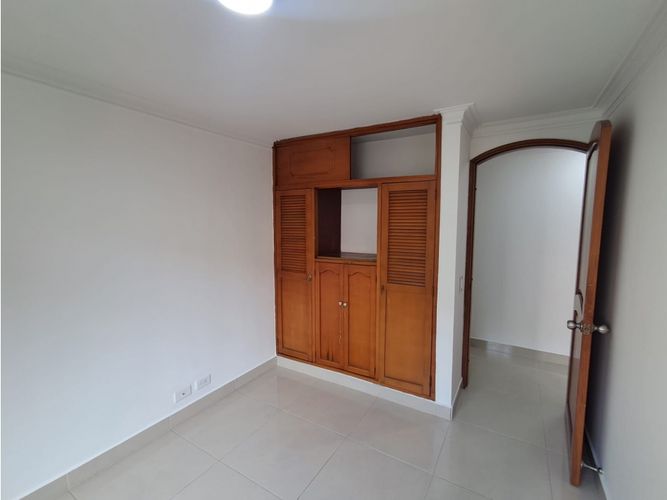 Apartamento de 4 alcobas en venta en Laureles, Medellín, 100 m² · foto 16 de 24