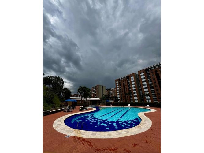Apartamento de 4 alcobas en venta en Laureles, Medellín, 100 m² · foto 24 de 24
