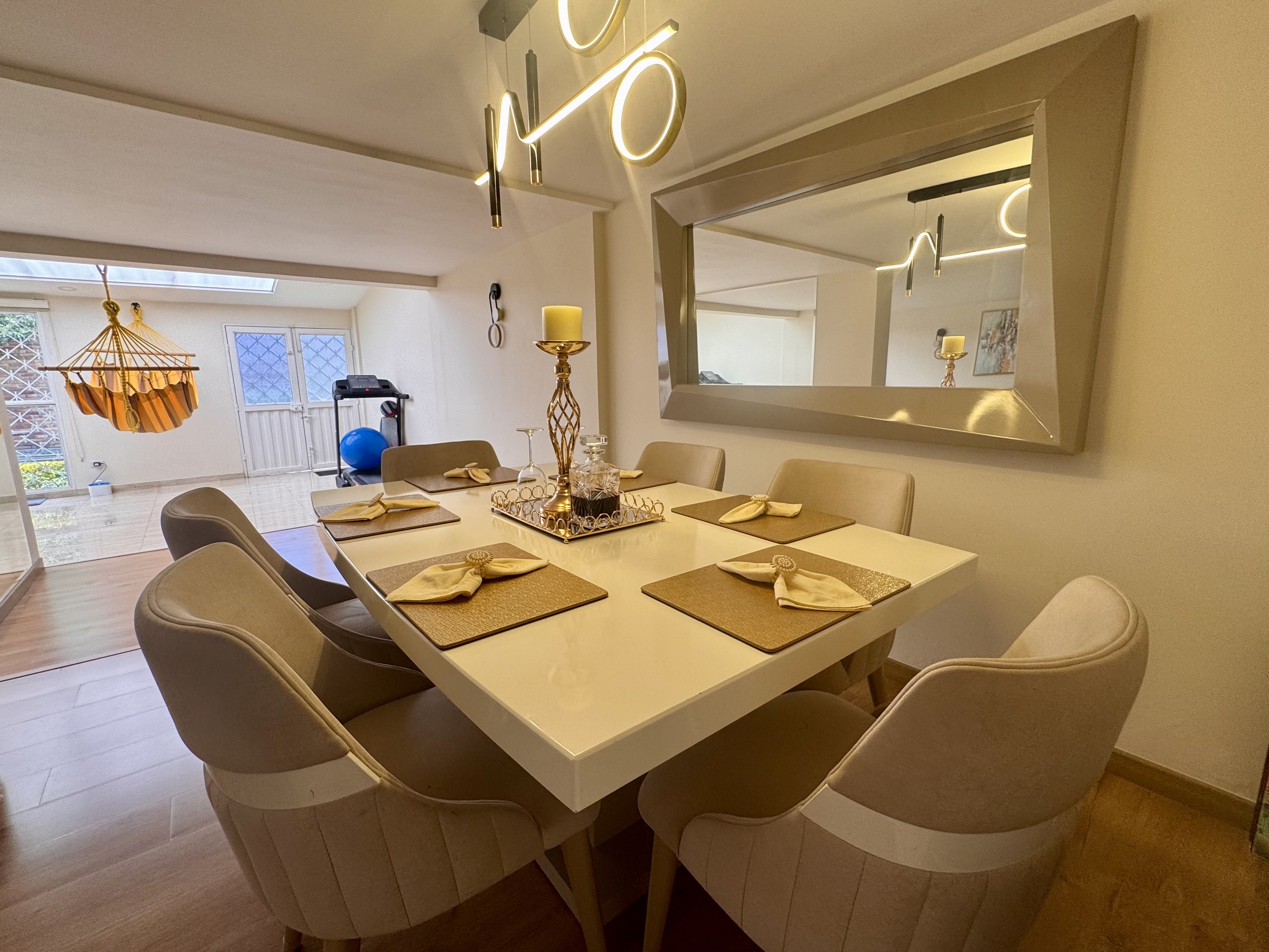 Casa en venta en Lagos De Cordoba, Bogotá · foto 6 de 24