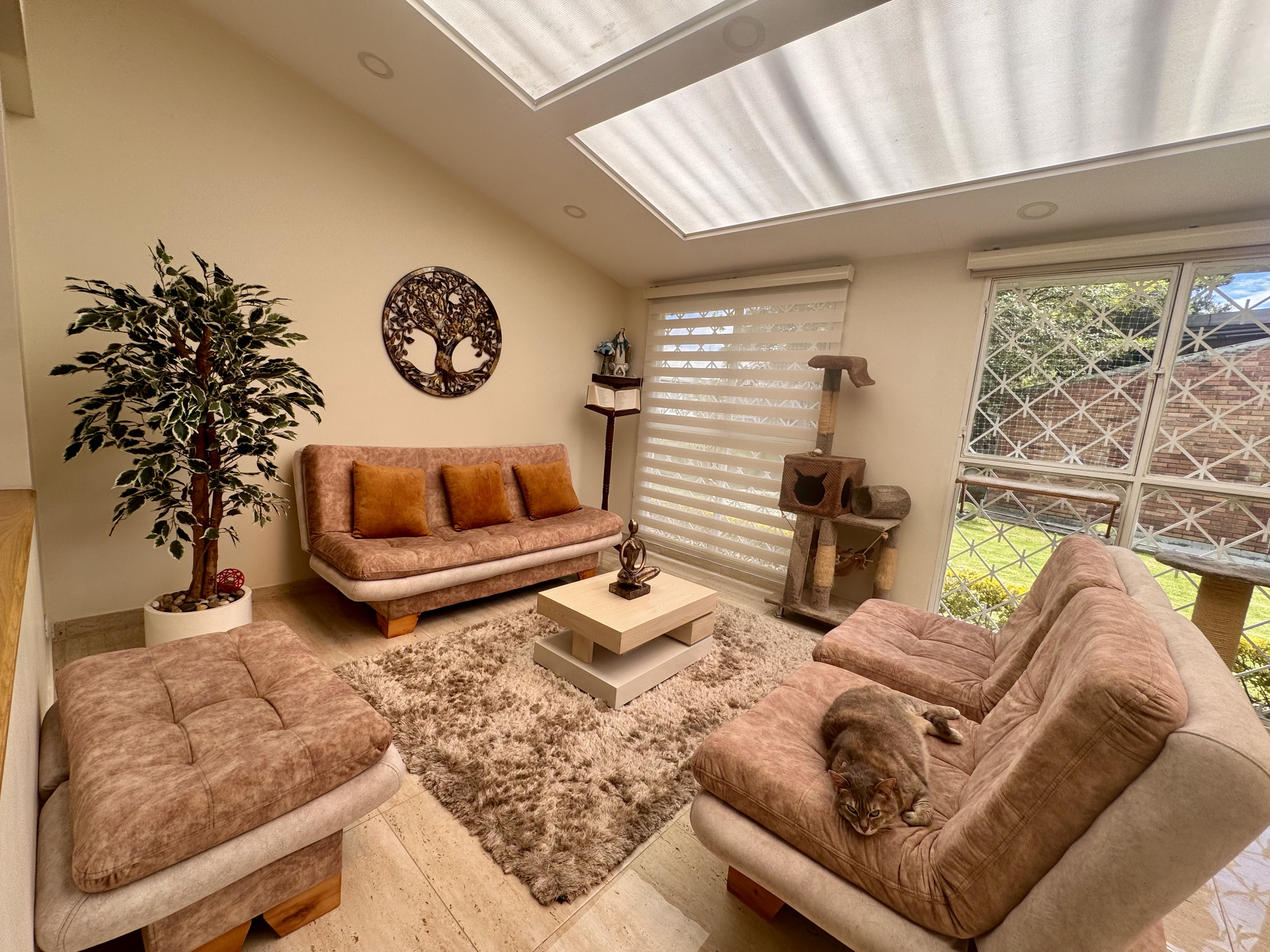 Casa en venta en Lagos De Cordoba, Bogotá · foto 9 de 24