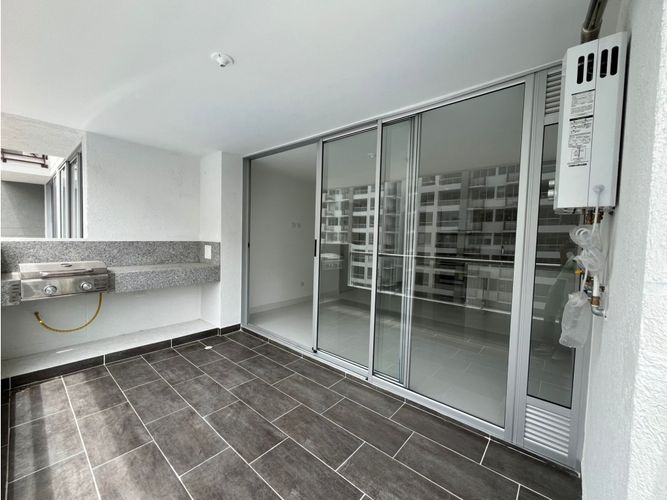 Apartamento de 3 alcobas en venta en Las Varas, Ricaurte · foto 12 de 15