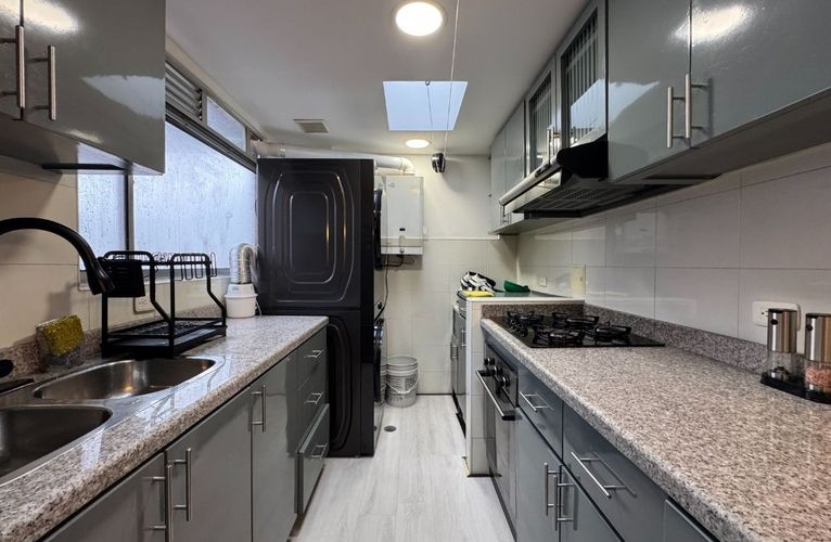Apartaestudio en venta en Bella Suiza, Bogotá, 74 m² · foto 9 de 14