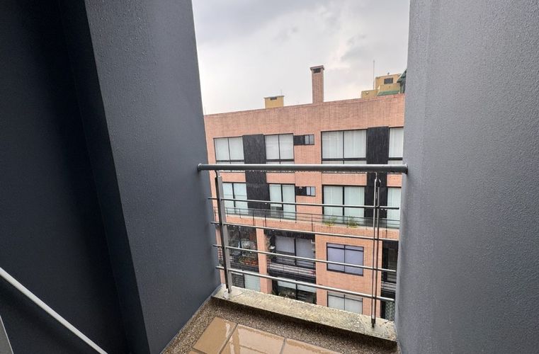 Apartaestudio en venta en Bella Suiza, Bogotá, 74 m² · foto 5 de 14
