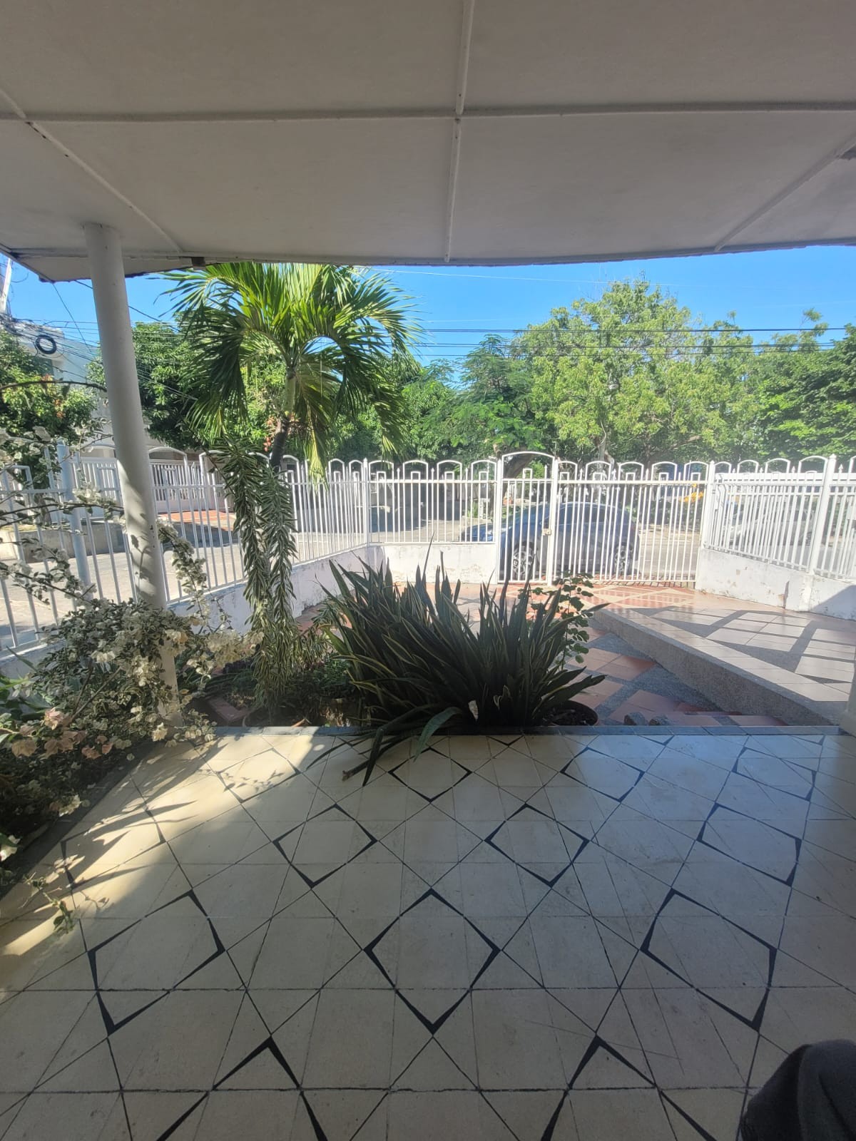 Casa en venta en Paraiso, Barranquilla · foto 2 de 24
