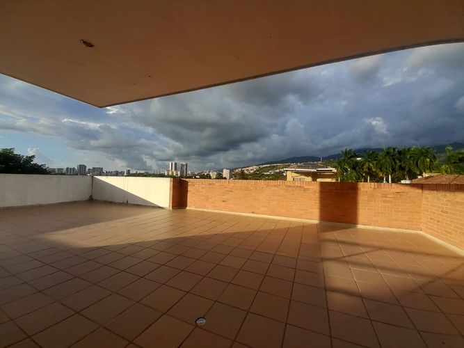 Apartamento de 3 alcobas en venta en Colina Versalles, Floridablanca, 99 m² · foto 15 de 24