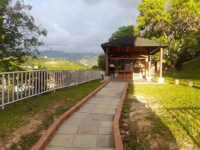 Apartamento de 3 alcobas en venta en Colina Versalles, Floridablanca, 99 m² · foto 18 de 24