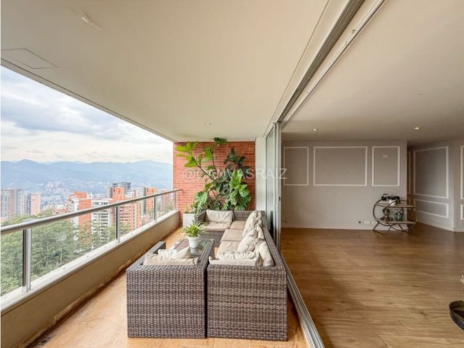 Apartamento de 3 alcobas en venta en Los Naranjos, Medellín, 222 m² · foto 4 de 14