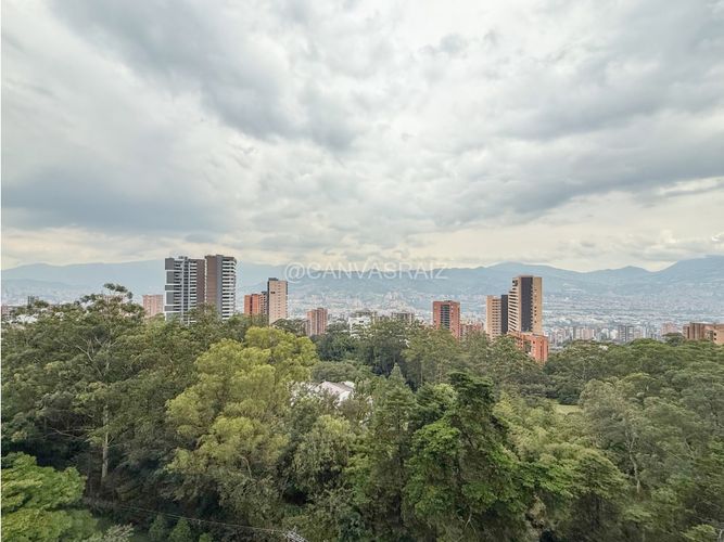 Apartamento de 2 alcobas en venta en Los Balsos, Medellín, 156 m² · foto 7 de 13