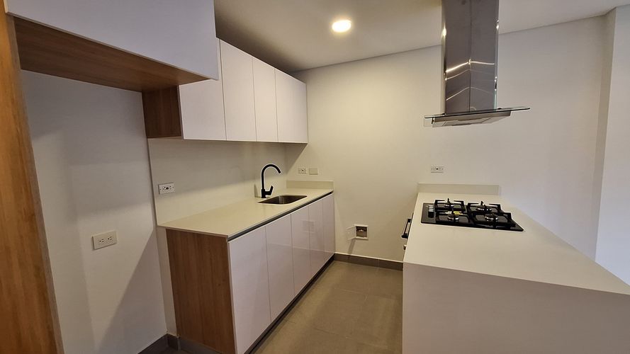 Apartamento en venta en Bosque De Pinos, Bogotá · foto 4 de 16