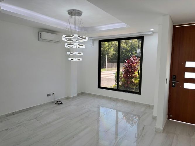 Casa de 5 alcobas en venta en Las Mercedes, Jamundí, 330 m² · foto 4 de 24