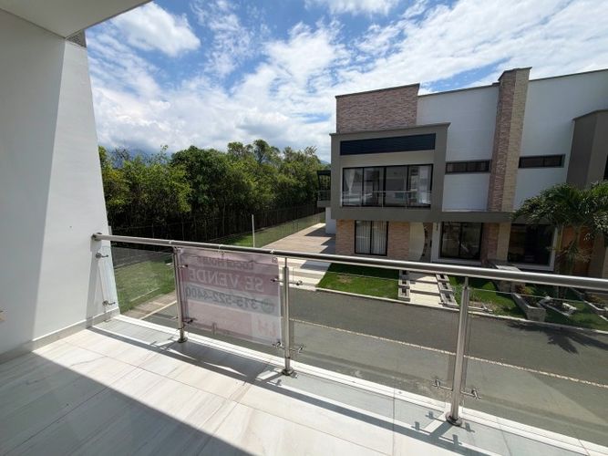 Casa de 5 alcobas en venta en Las Mercedes, Jamundí, 330 m² · foto 13 de 24