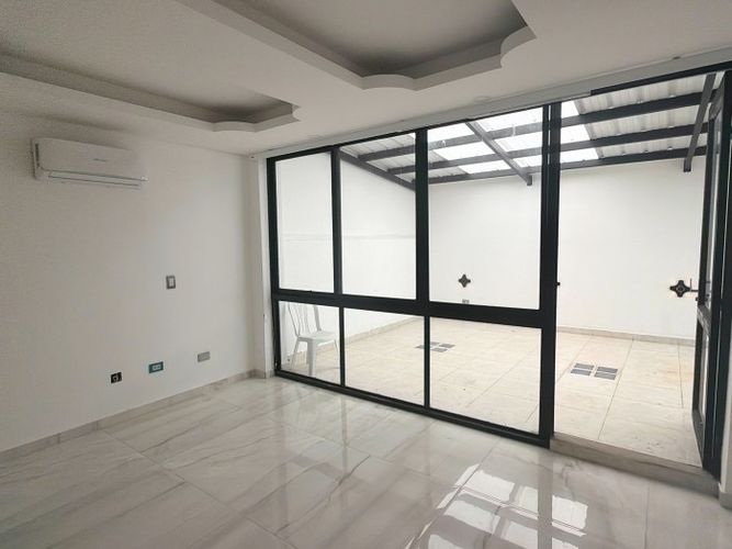 Casa de 5 alcobas en venta en Las Mercedes, Jamundí, 330 m² · foto 18 de 24