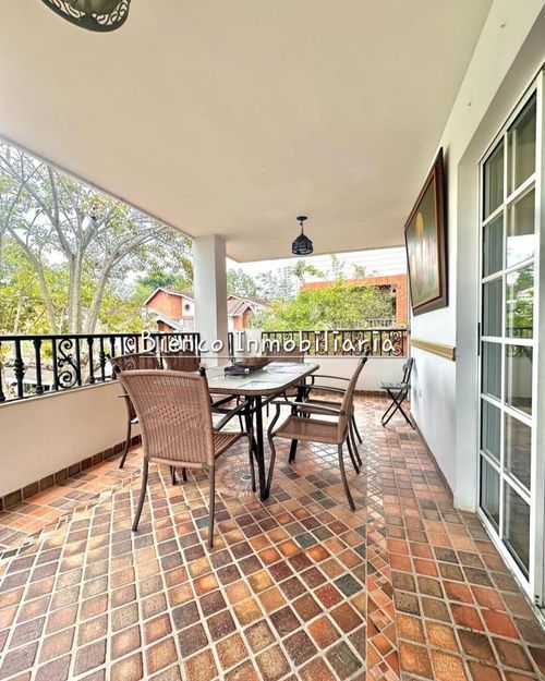 Casa de 4 alcobas en venta en Club House Iii, Floridablanca, 307 m² · foto 7 de 24