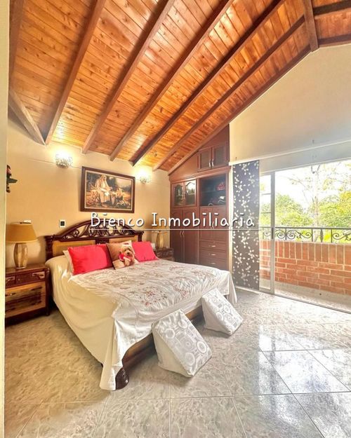 Casa de 4 alcobas en venta en Club House Iii, Floridablanca, 307 m² · foto 8 de 24