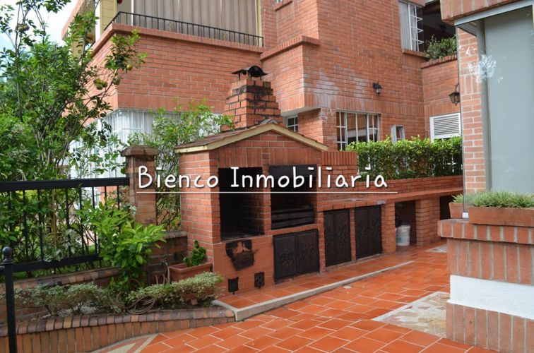Casa de 4 alcobas en venta en Club House Iii, Floridablanca, 307 m² · foto 22 de 24