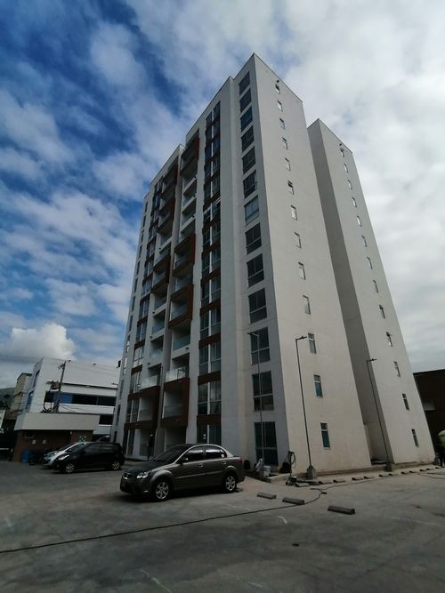 Apartamento de 2 alcobas en venta en Los Cambulos, Cali, 64 m² · foto 4 de 24