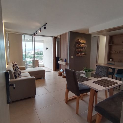Apartamento de 2 alcobas en venta en Los Cambulos, Cali, 64 m² · foto 6 de 24