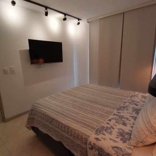 Apartamento de 2 alcobas en venta en Los Cambulos, Cali, 64 m² · foto 11 de 24