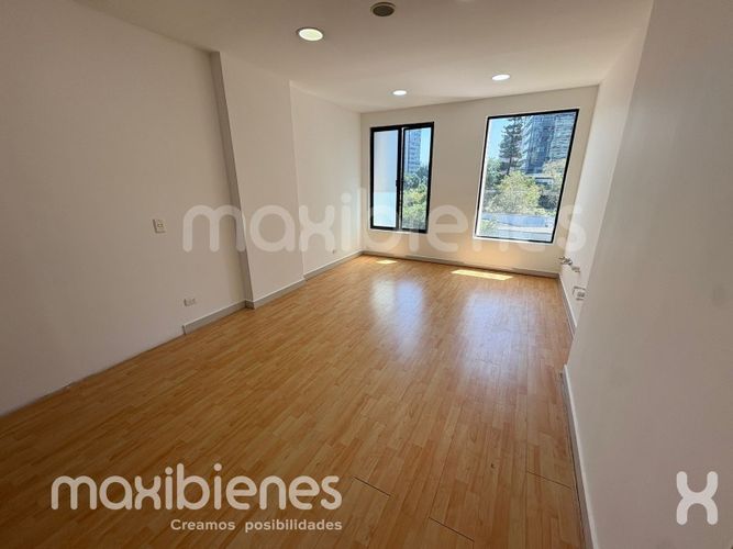 Local en arriendo en Santa Fe, Medellín, 35 m² · foto 2 de 12