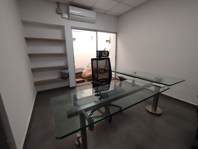 Oficina en venta en La Flora, Cali, 354 m² · foto 13 de 24