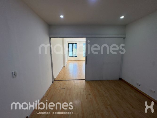 Local en arriendo en Santa Fe, Medellín, 35 m² · foto 11 de 12