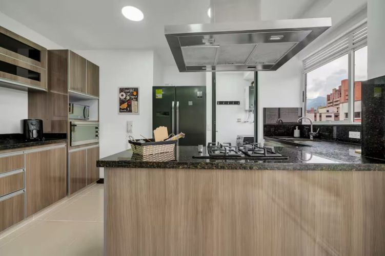 Apartamento de 3 alcobas en venta en Laureles, Medellín, 99 m² · foto 14 de 24