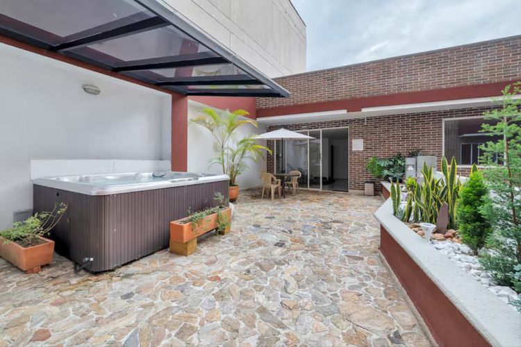 Apartamento de 3 alcobas en venta en Laureles, Medellín, 99 m² · foto 22 de 24