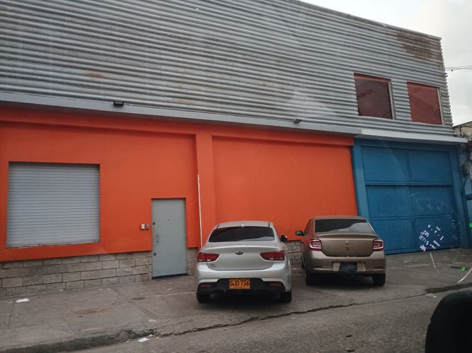 Local en arriendo en Centro, Barranquilla, 1032 m² · foto 3 de 9