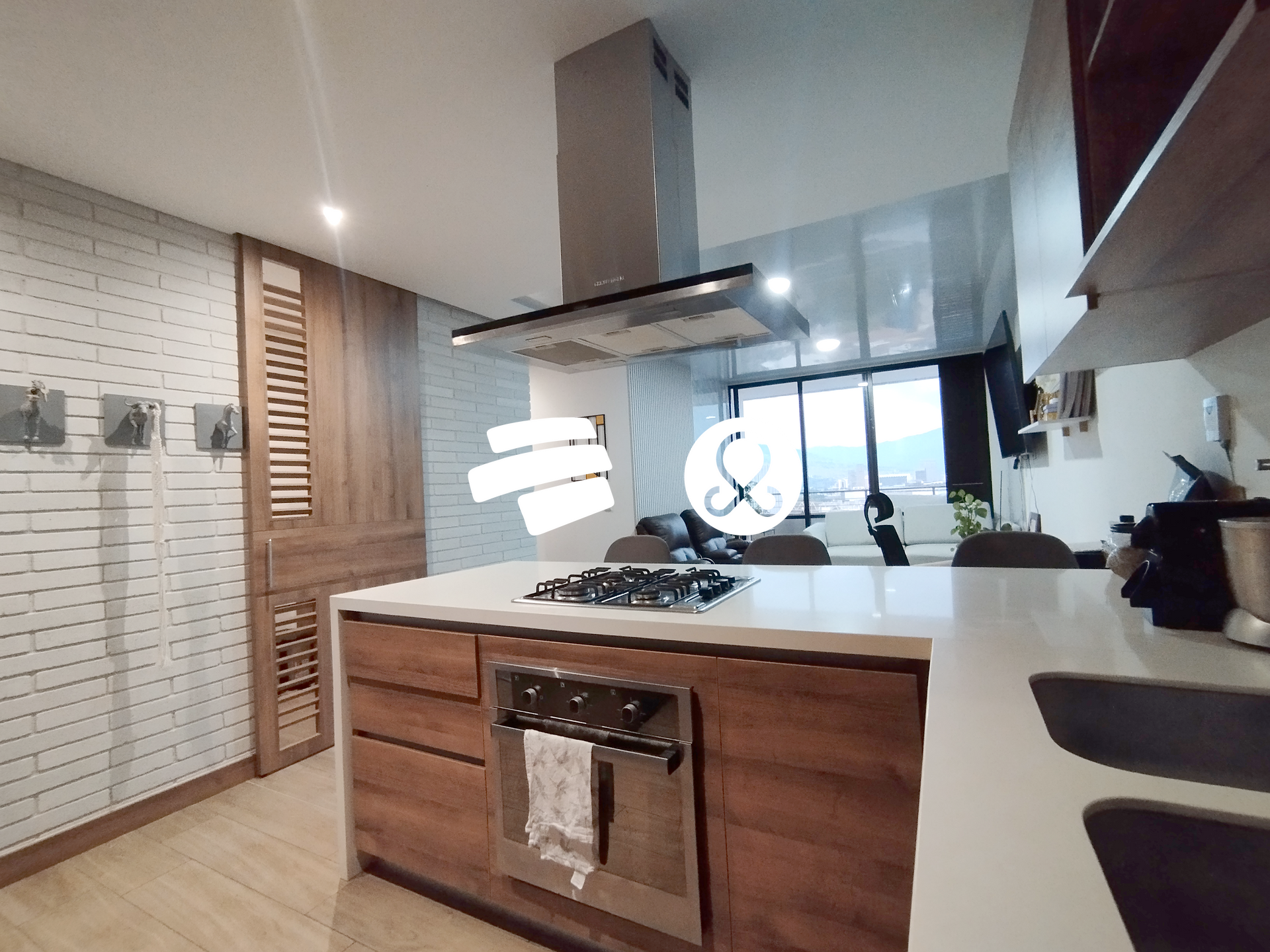 Apartamento en venta en El Poblado, Medellín 2