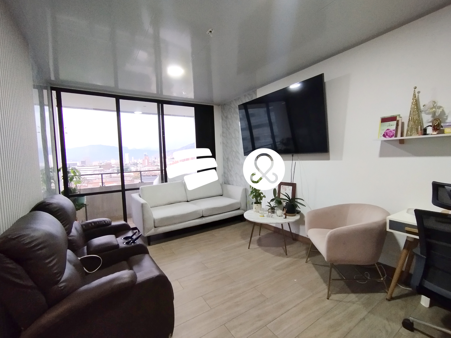 Apartamento en venta en El Poblado, Medellín 5