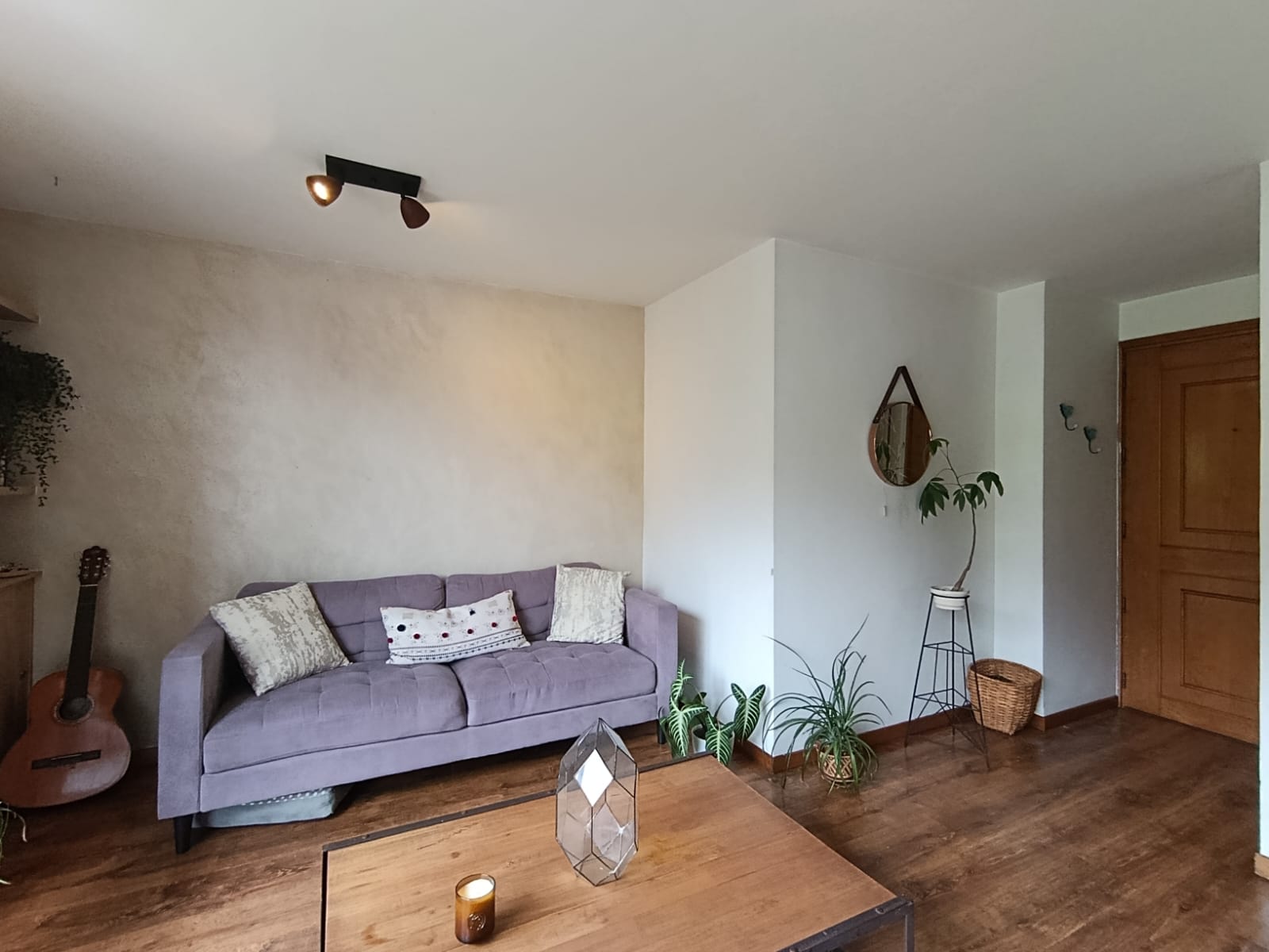 1BR Apartment in El tesoro (54 m²) - 2