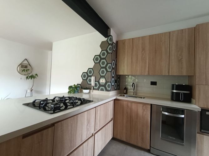 Apartaestudio en arriendo en El Poblado, Medellín, 54 m² · foto 8 de 12