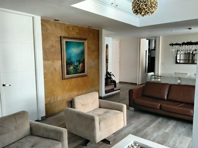 Apartamento de 3 alcobas en arriendo en Castropol, Medellín, 164 m² · foto 3 de 19