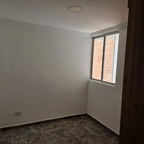 Apartamento de 3 alcobas en venta en Niquia, Bello, 62 m² · foto 13 de 14