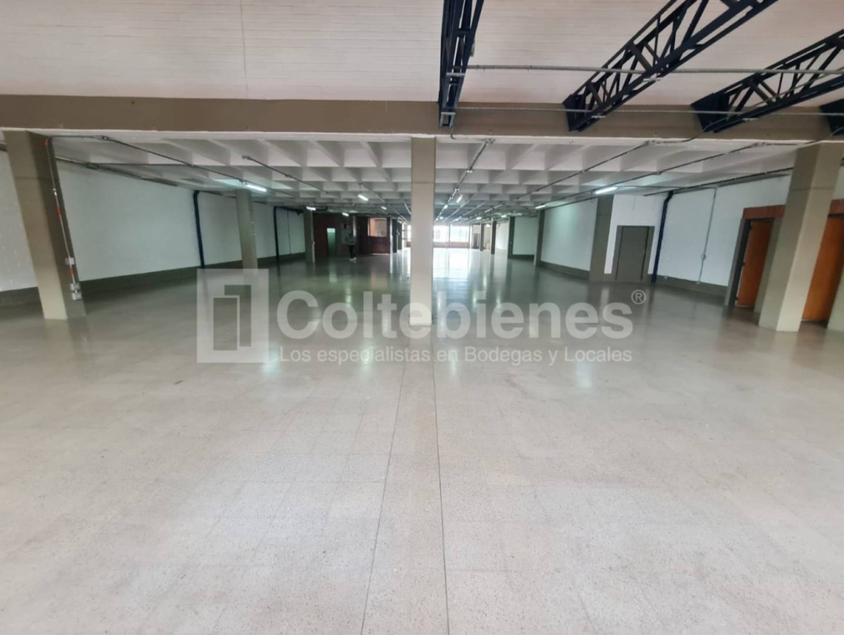 Local en Arriendo en El Poblado, Medellín