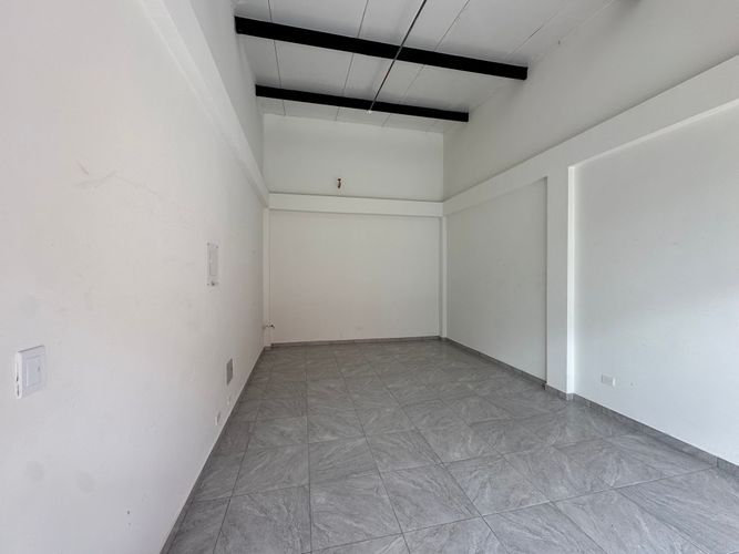 Local en arriendo en Alfonso Lopez, Armenia, 22 m² · foto 2 de 6