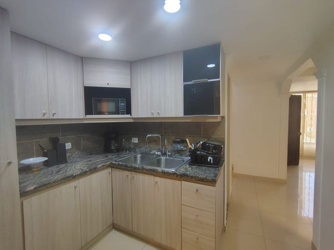 Casa de 4 alcobas en arriendo en Los Almendros, Envigado, 135 m² · foto 4 de 14