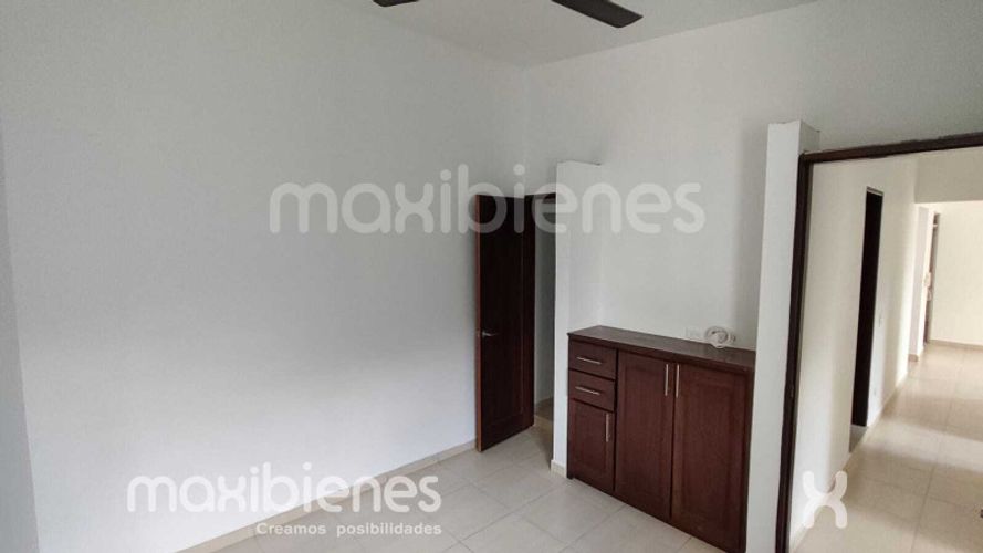 Apartamento de 3 alcobas en arriendo en El Salvador, Apartado, 66 m² · foto 13 de 14
