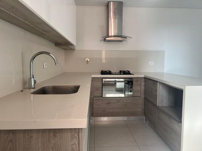 Apartamento de 3 alcobas en arriendo en Loma Benedictinos, Envigado, 168 m² · foto 4 de 17