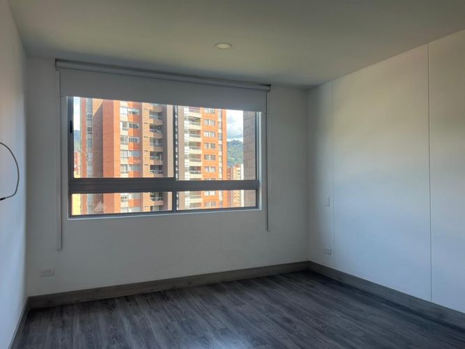 Apartamento de 3 alcobas en arriendo en Loma Benedictinos, Envigado, 168 m² · foto 12 de 17