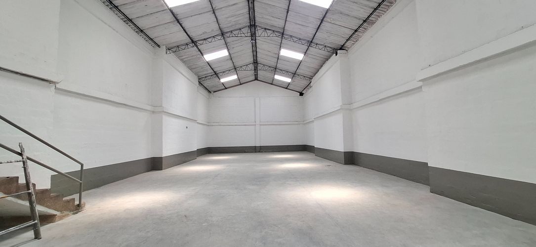 Bodega en arriendo en Arroyohondo, Yumbo, 380 m² · foto 2 de 12