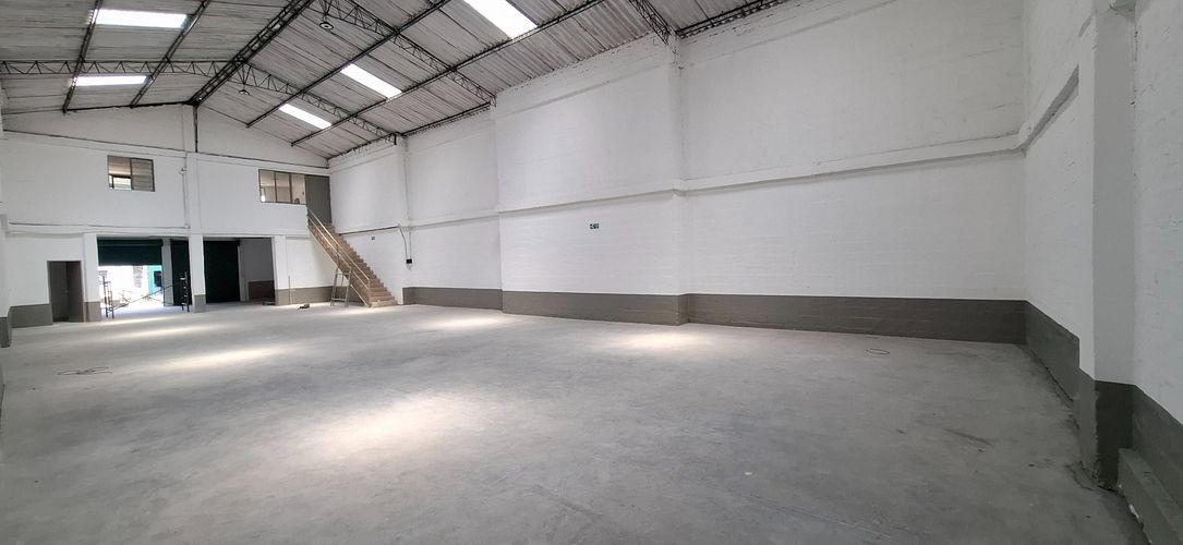 Bodega en arriendo en Arroyohondo, Yumbo, 380 m² · foto 3 de 12