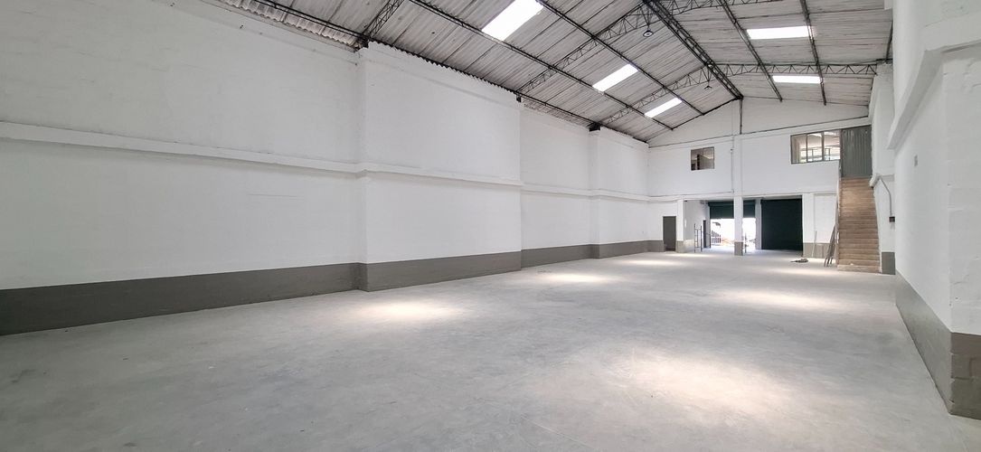 Bodega en arriendo en Arroyohondo, Yumbo, 380 m² · foto 4 de 12