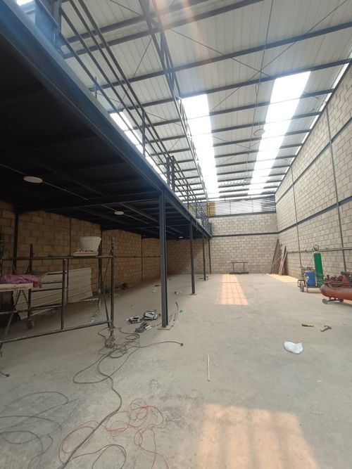 Bodega en arriendo en La Insula, Cúcuta, 200 m² · foto 2 de 9
