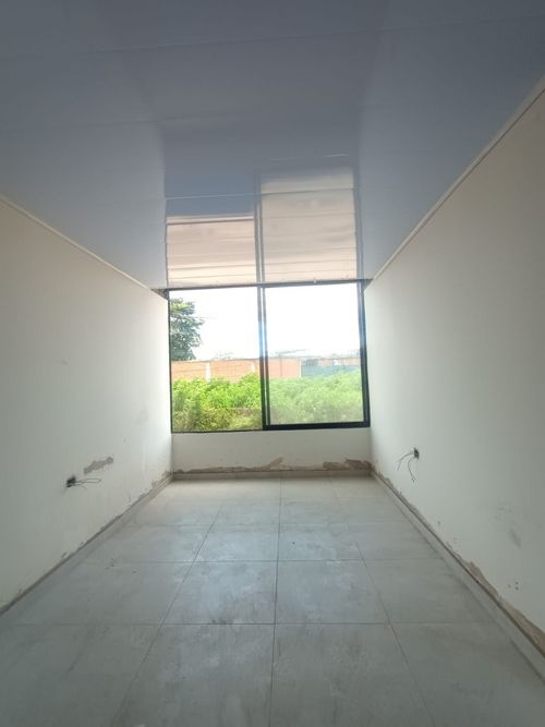 Bodega en arriendo en La Insula, Cúcuta, 200 m² · foto 5 de 9