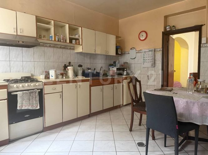 Casa de 6 alcobas en venta en Sagrado Corazon, Bogotá, 472 m² · foto 14 de 19