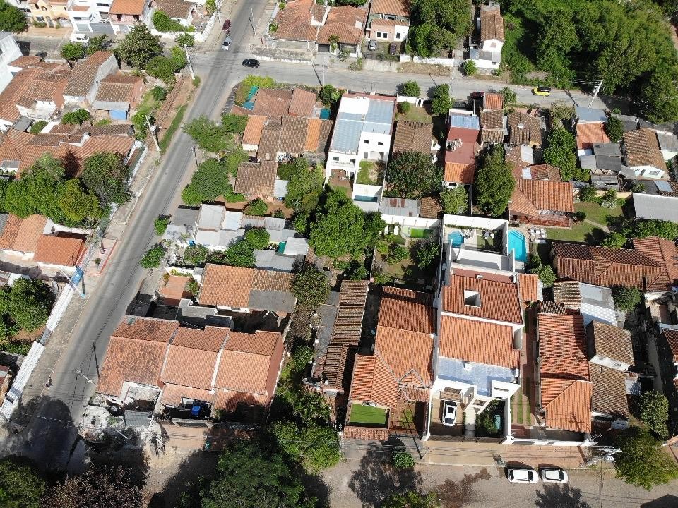 Vendo amplia propiedad zona Ciudad Nueva - Bruno Guggiari — foto 2