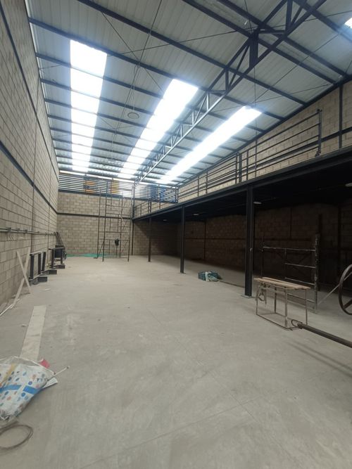 Bodega en arriendo en La Insula, Cúcuta, 200 m² · foto 2 de 9