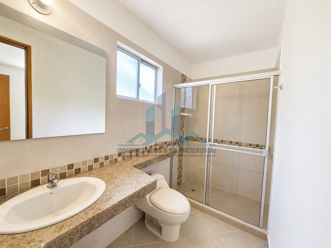 Casa de 4 alcobas en venta en Las Palmas, Ricaurte, 241 m² · foto 12 de 22